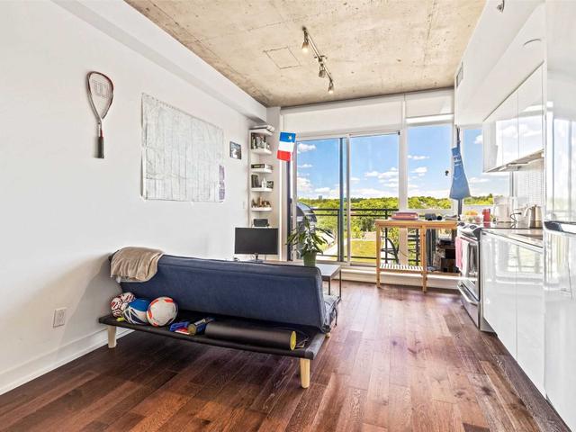 707 - 1190 Dundas St E