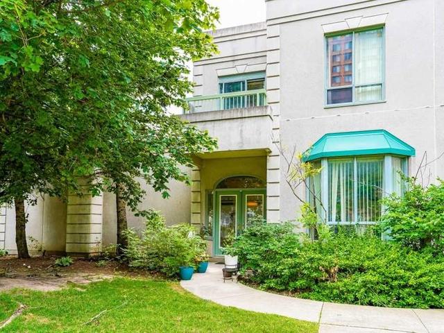 TH9 - 5039 Finch Ave E