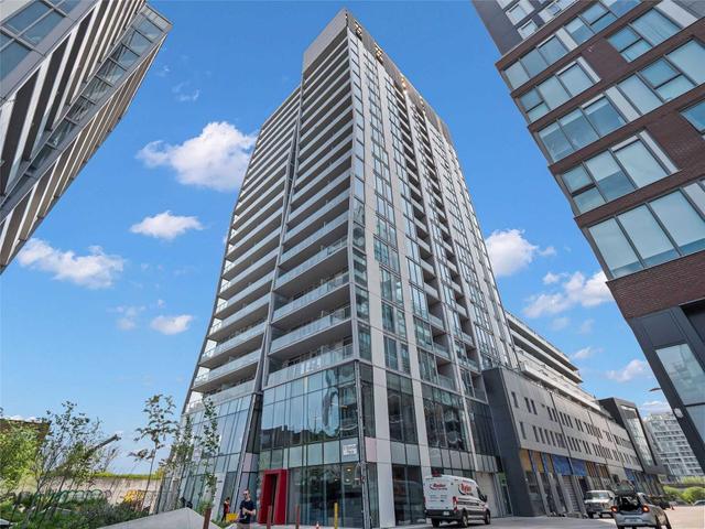 502 - 15 Baseball Pl