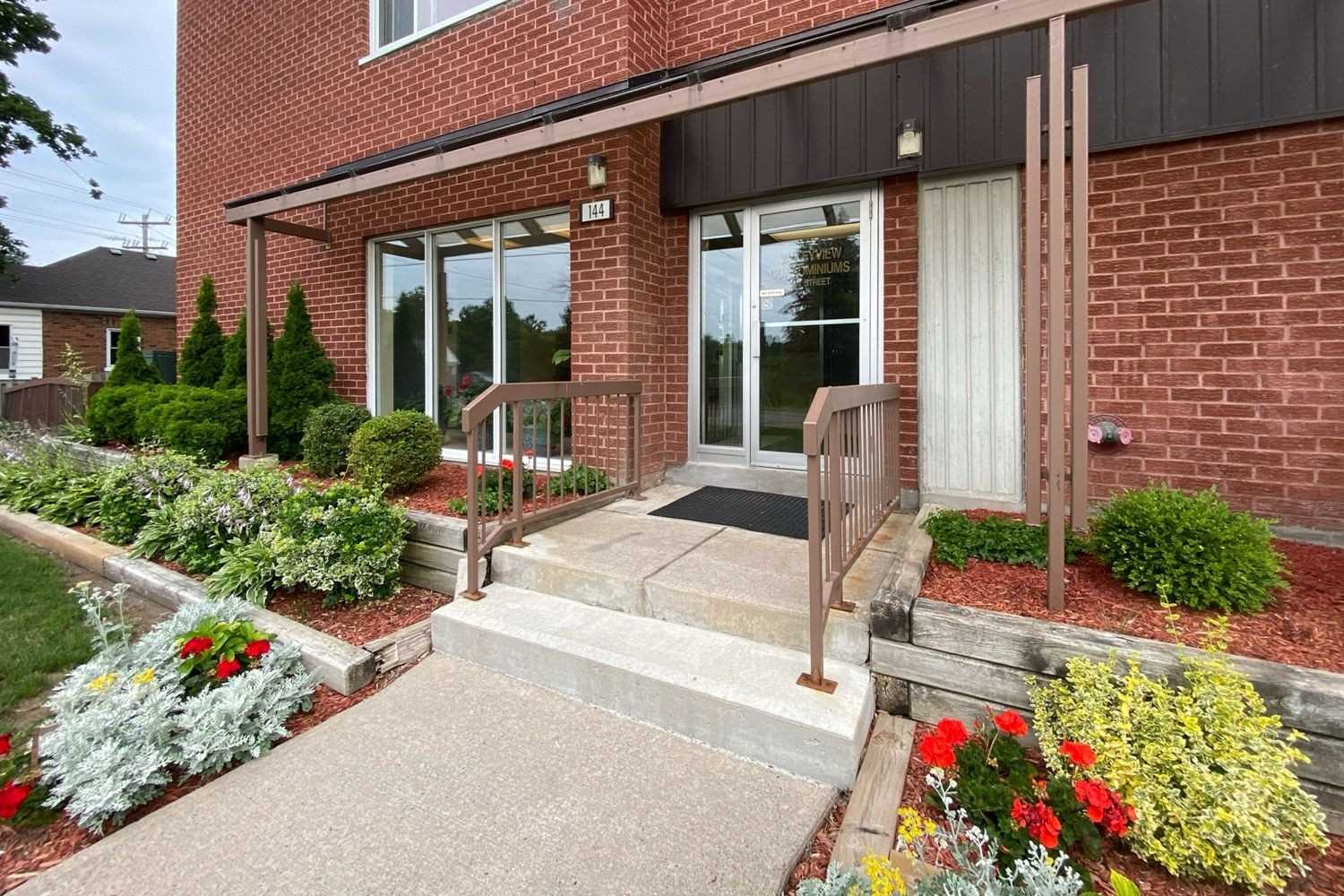 605 144 Queen St, Bowmanville For Sale 449,900 Condos.ca