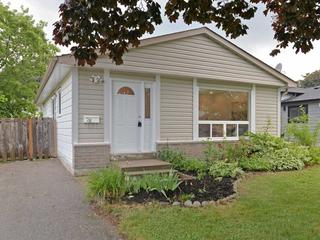 26 Agate Rd