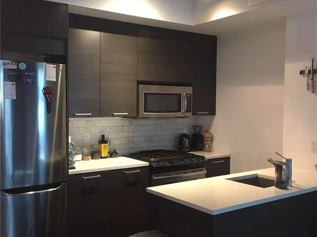 717 - 90 Broadview Ave