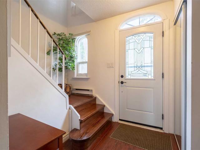 208 - 70 Cass Ave