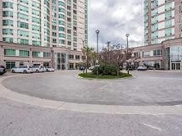 1903 - 11 Lee Centre Dr