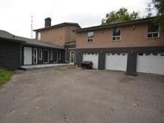 3729 Lakeshore Rd