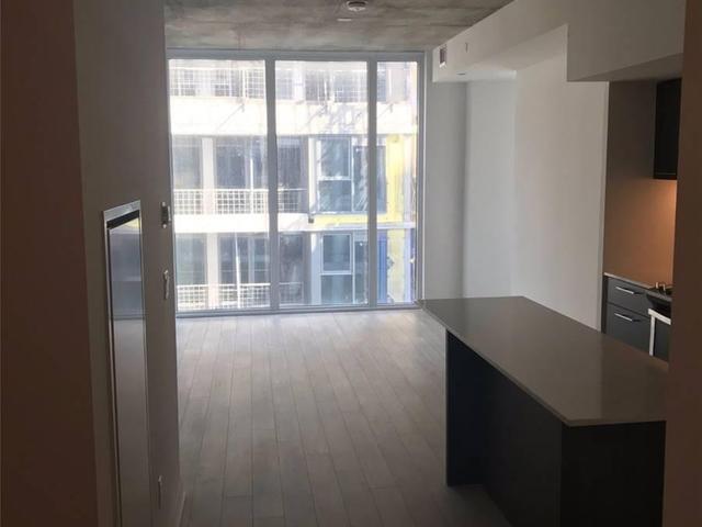 601 - 15 Baseball Pl