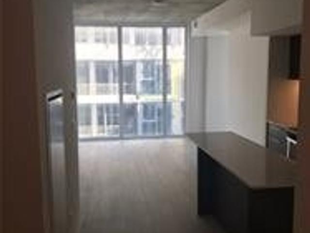 601 - 15 Baseball Pl