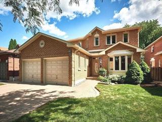 66 Stratton Cres