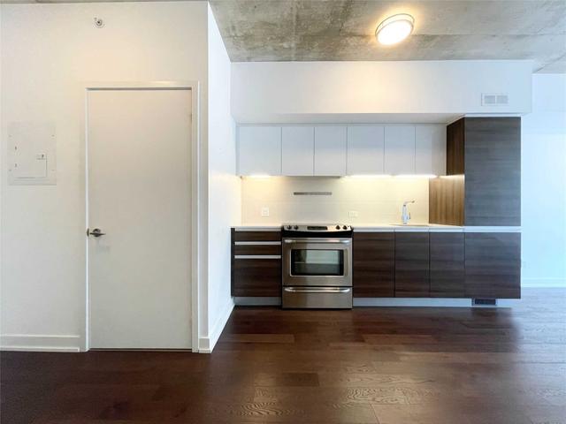 210 - 1190 Dundas St E