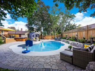 54 Mitchell Ave