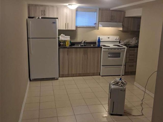 Bsmt - 91 Granger Ave