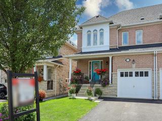 8 Hollier Dr