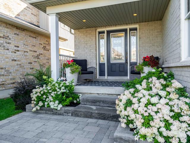 150 Sleeman Sq