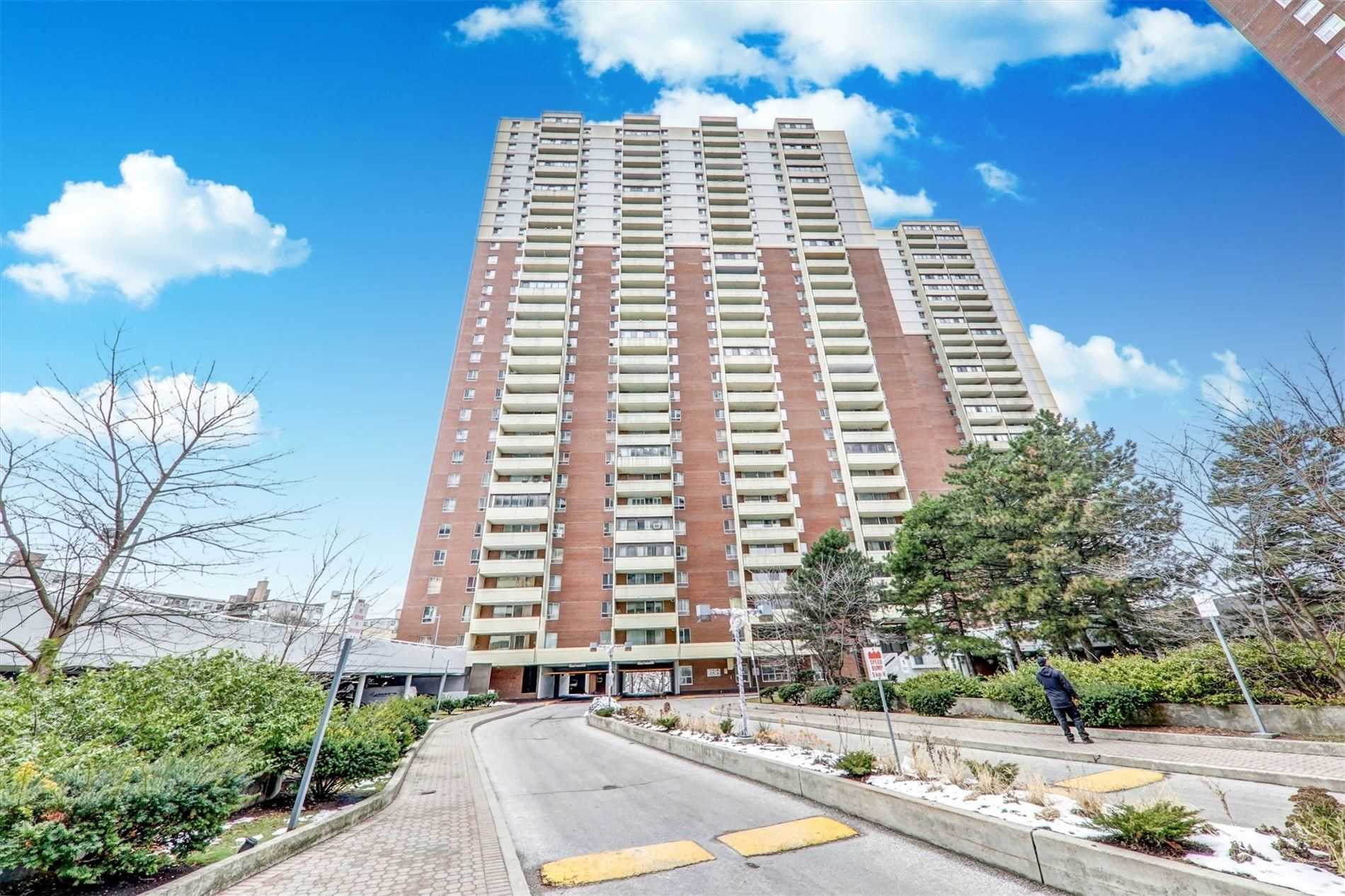 904 1 Massey Sq, East York Terminated, E5338660 Condos.ca