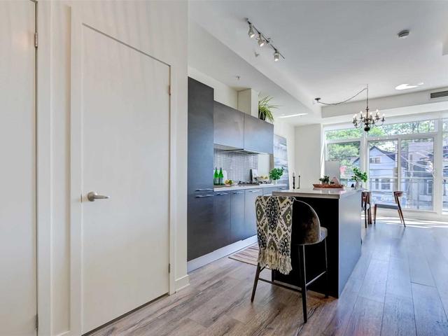 202 - 2 Bellefair Ave