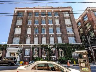 003 - 245 Carlaw Ave