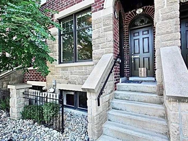 TH9 - 150 Broadview Ave