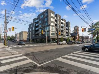 304 - 1888 Queen St E