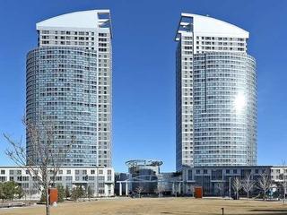 1115 - 36 Lee Centre Dr