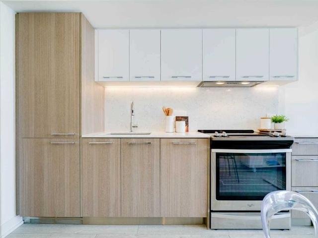 503 - 25 Baseball Pl