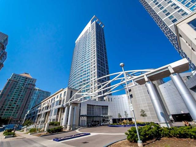 1103 - 36 Lee Centre Dr