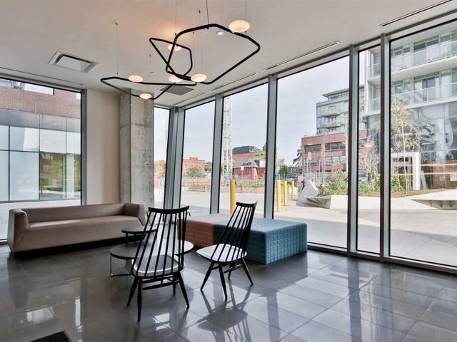 1609 - 15 Baseball Pl