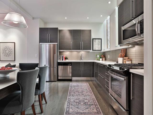 TH1 - 21 Swanwick Ave