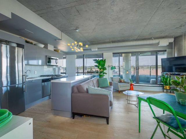 508 - 319 Carlaw Ave