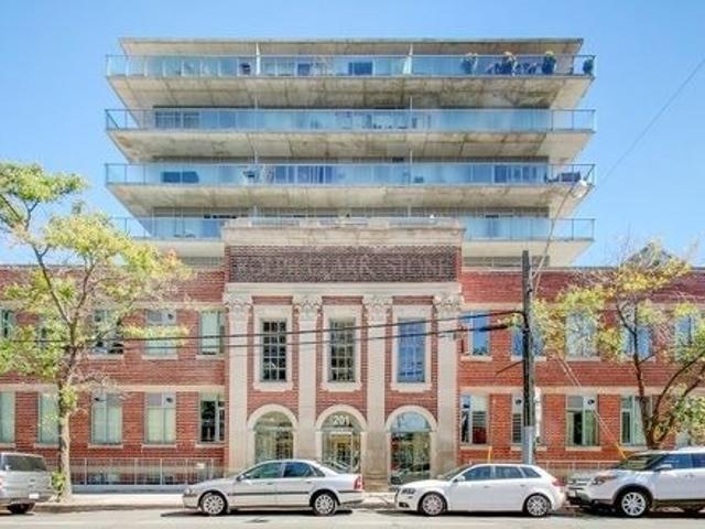 232 - 201 Carlaw Ave W