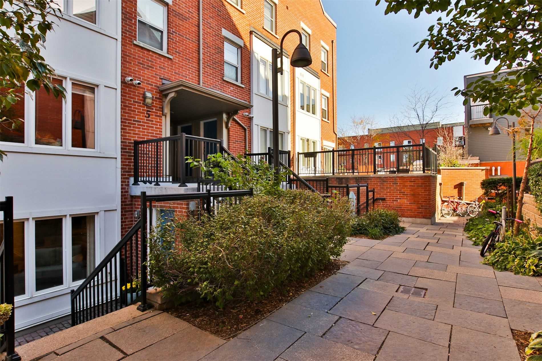 8 5 Frances Loring Lane, Toronto Sold, E5408267 Condos.ca