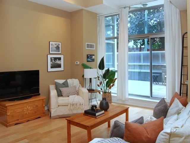 102 - 601 Kingston Rd