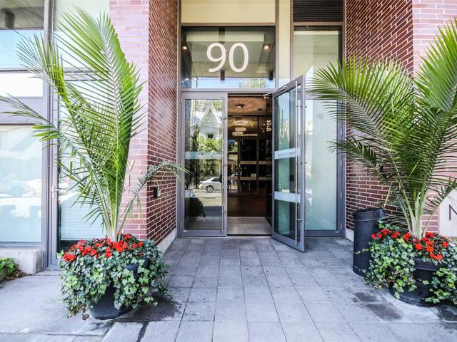 502 - 90 Broadview Ave