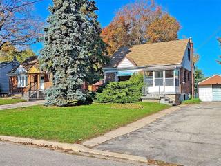 180 Phyllis Ave