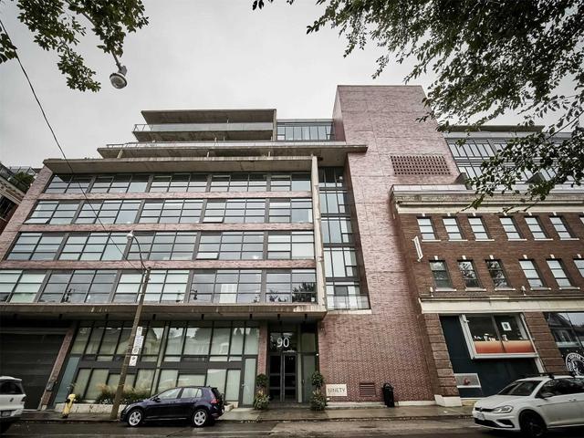 415 - 90 Broadview Ave