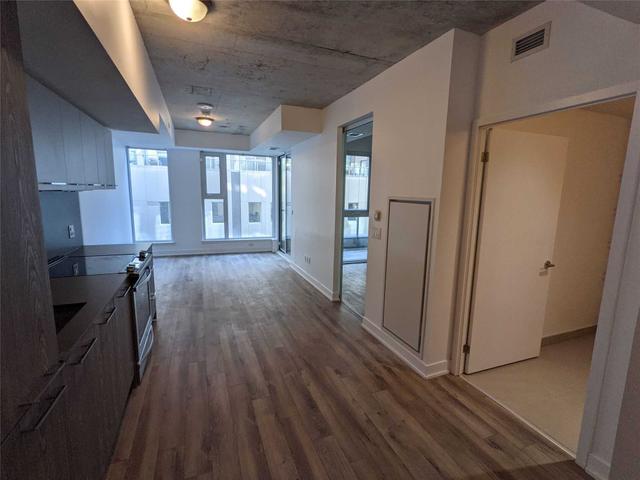 413 - 30 Baseball Pl