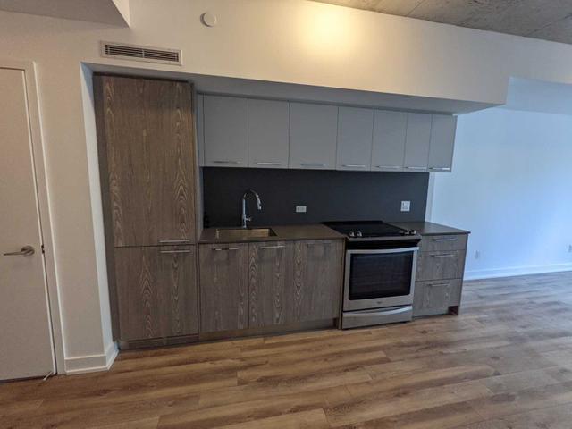 413 - 30 Baseball Pl