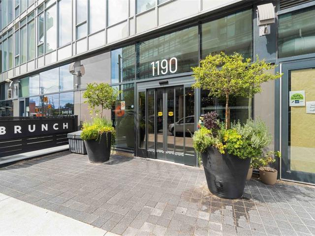 621 - 1190 Dundas St