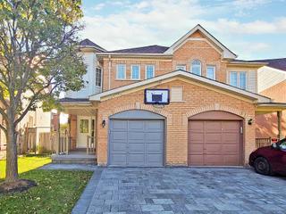 49 Hemans Crt