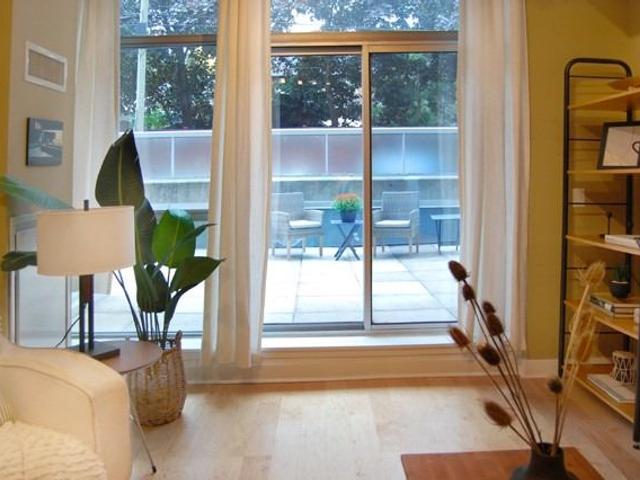 102 - 601 Kingston Rd