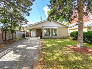 46 Mid Pines Rd W