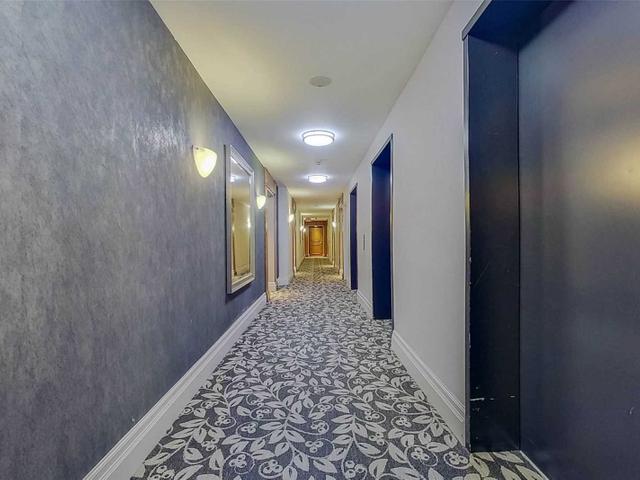 2301 - 1 Lee Centre Dr