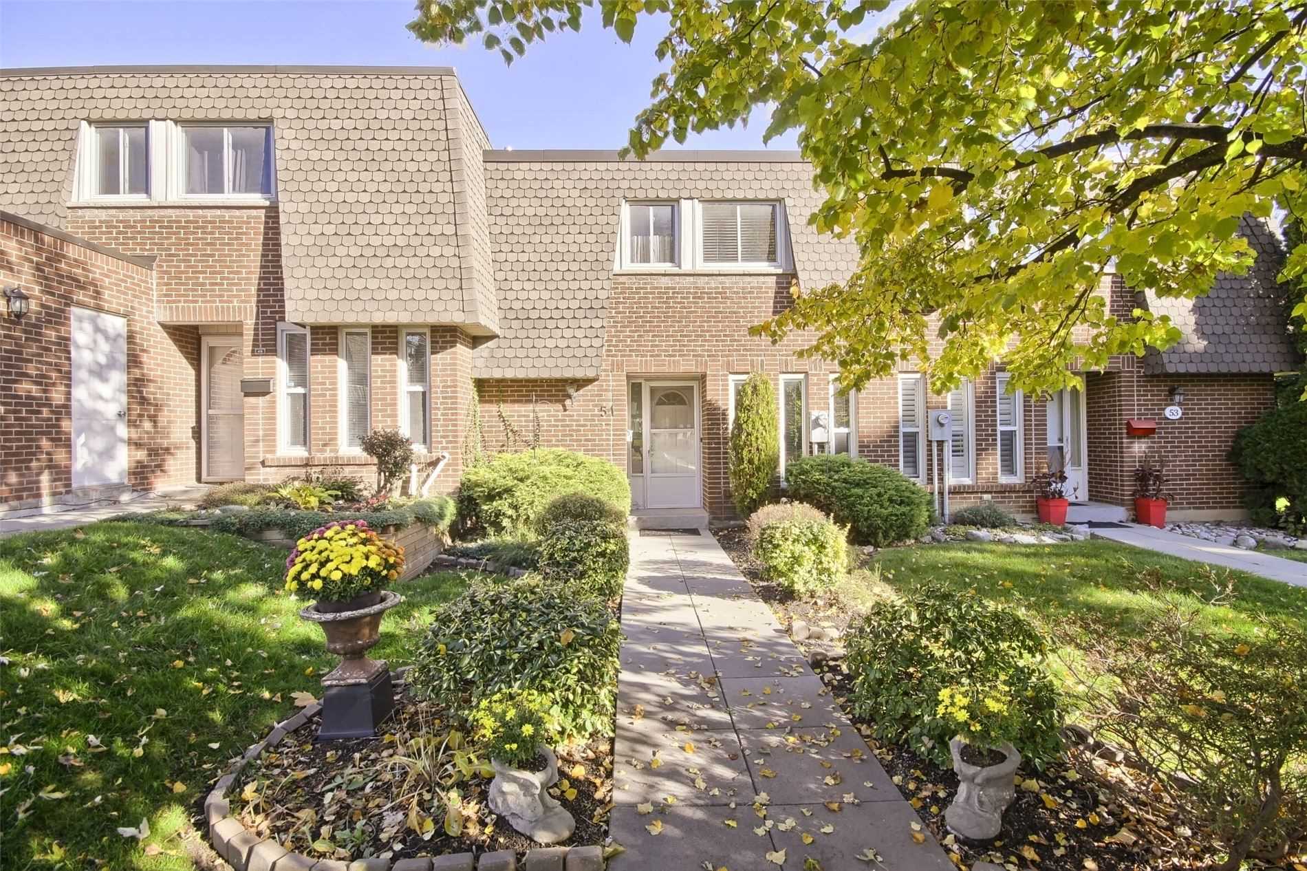 51 Deacon Lane, Ajax Sold, E5426980 Condos.ca