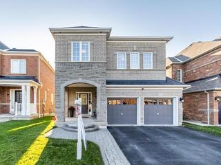 14 Howlett Cres