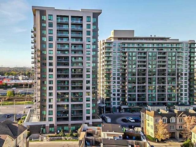 PH2-04 - 1215 Bayly St