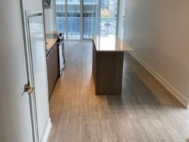 210 - 25 Baseball Pl