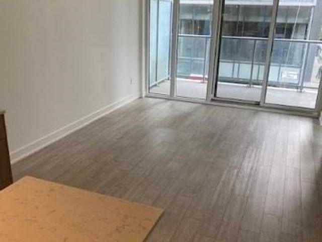 210 - 25 Baseball Pl