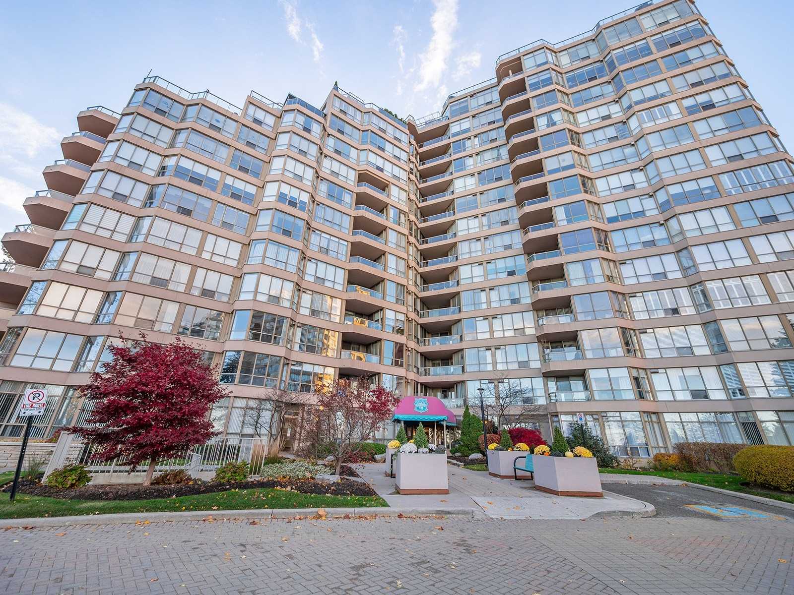 1126 10 Guildwood Pkwy, Scarborough Sold, E5432284 Condos.ca