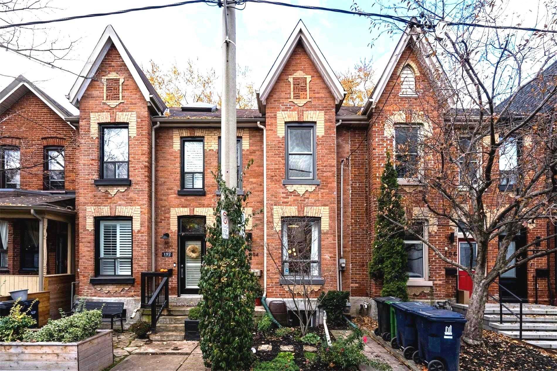 194 Logan Ave, Toronto Sold, E5435424 Condos.ca