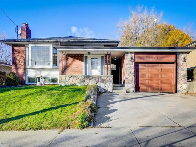 61 Kencliff Cres