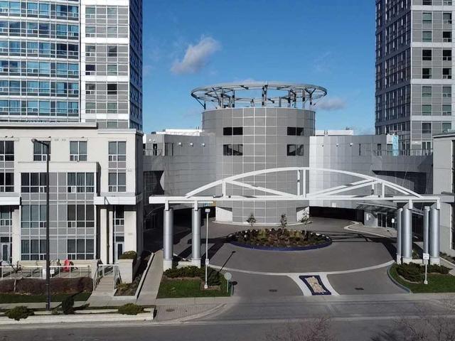 1010 - 38 Lee Centre Dr